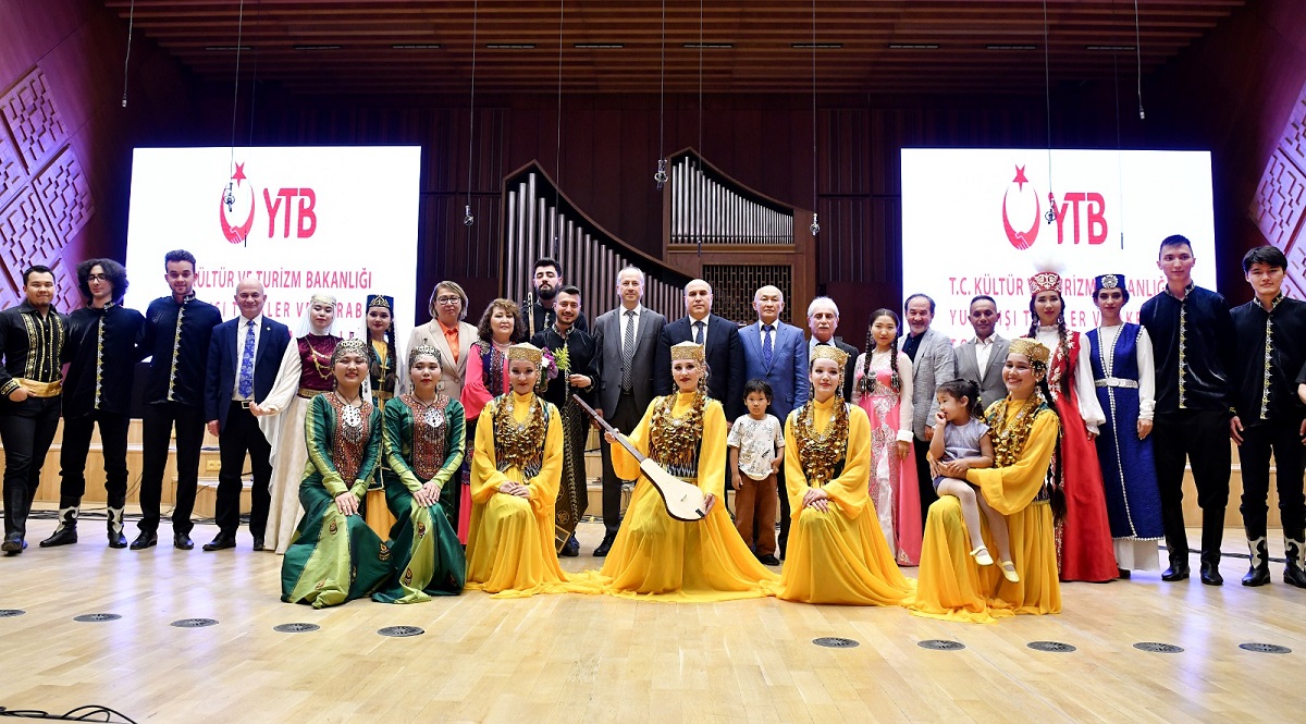 YTB destekleriyle Otağ Türk Dünyası Müzik Topluluğu Ankara’da Sahne Aldı